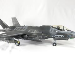 イタレリ製1/32  F-35Aプラモデル組立・塗装