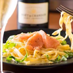 飲食店に出張して料理撮影