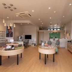 某メガネショップのデザイン・設計