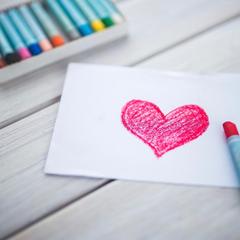 言葉にならないモヤモヤも解きほぐすヒーリング