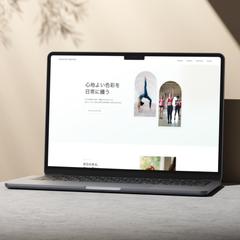 ヨガウェアのホームページ制作