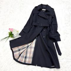 アパレル商品の平置き撮影｜トレンチコート