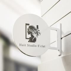 モノトーンのヘアサロンロゴ