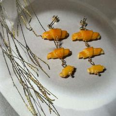 クロワッサン3連ピアス