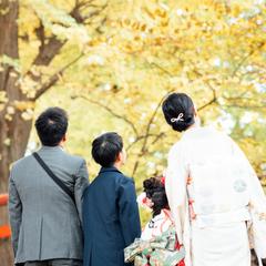 紅葉を見てる様子
