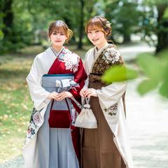 卒業袴｜友人と残す特別な記念写真