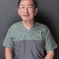 歯科医師　プロフィール写真