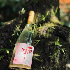 日本酒　雨降