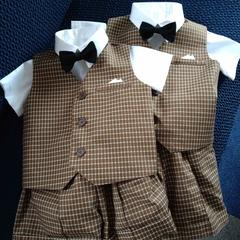 孫の結婚式用フォーマル(蝶ネクタイ以外)を作りました。
