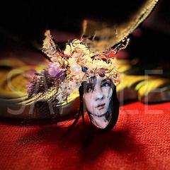 魔除けの肖像リングアート