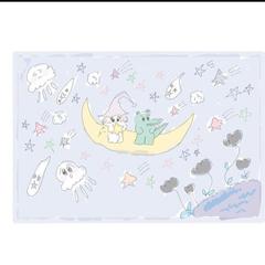 月にすわってぼ〜と考えごとしてるアニマルさん