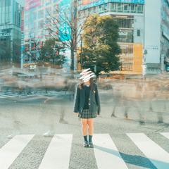 都内にある高校の広告写真を作成