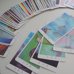 使用しているタロットカードです