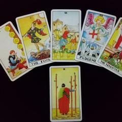 実際の鑑定で1番良く使うウエイト版タロットカード
