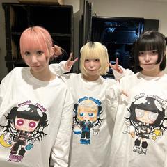 メンバーイラストTシャツ
